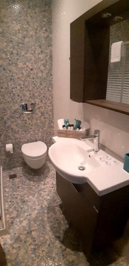 King George Sqr Apt Kalamata Dış mekan fotoğraf